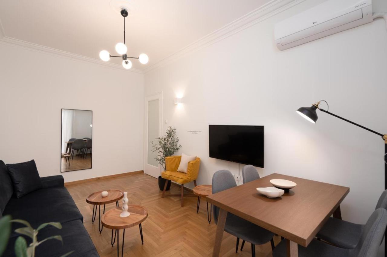 Vibrant Urban Getaway: Charming 2-Bedroom Near Bars, Parks, And Metro Athene Buitenkant foto